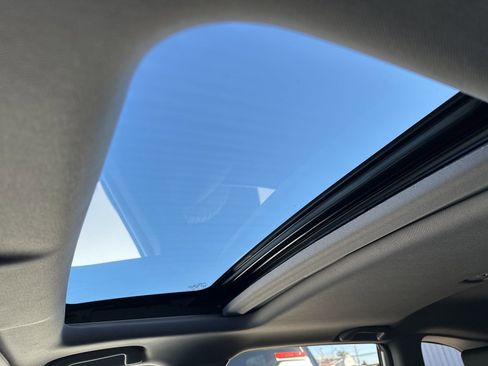 Used 2020 Honda CR-V Touring image 71