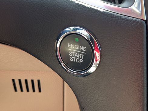 Certified 2023 Ford Edge Titanium image 23