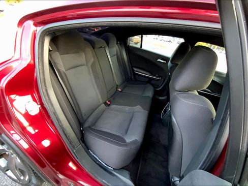 Used 2017 Dodge Charger R/T image 18