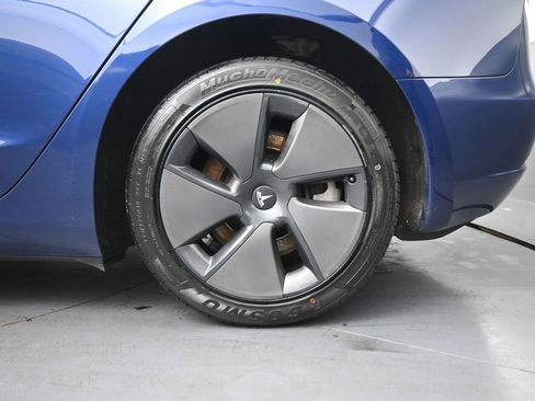 Used 2023 Tesla Model 3 Standard Range image 35