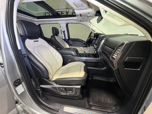 Used 2020 Ford F350 Limited AWD/4WD image 19
