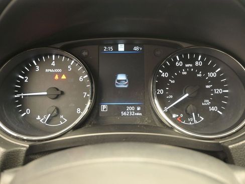 Used 2022 Nissan Rogue Sport SL w/ Premium Package image 16