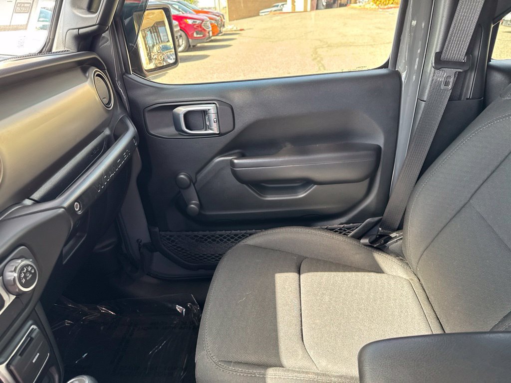 Used 2020 Jeep Wrangler Unlimited Sport AWD/4WD image 14