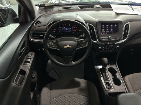 Used 2024 Chevrolet Equinox LT image 8