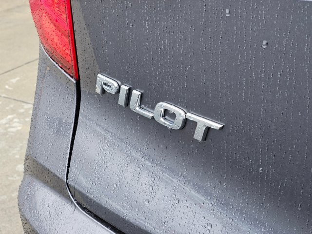 Used 2017 Honda Pilot EX-L image 10
