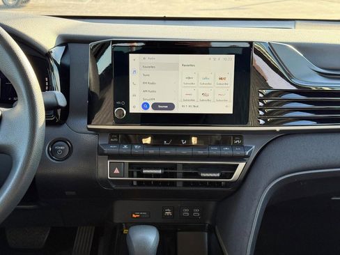 Certified 2025 Toyota Camry LE image 14