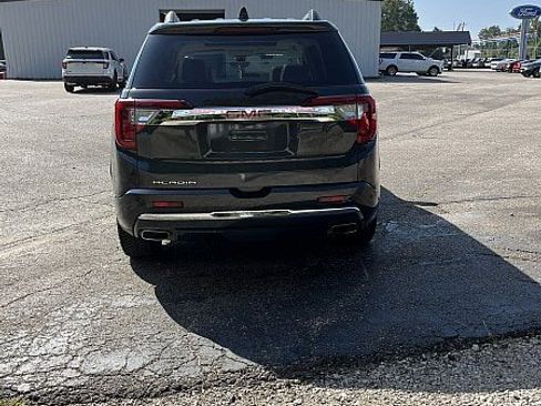 Used 2022 GMC Acadia Denali w/ Denali Technology Package FWD image 6