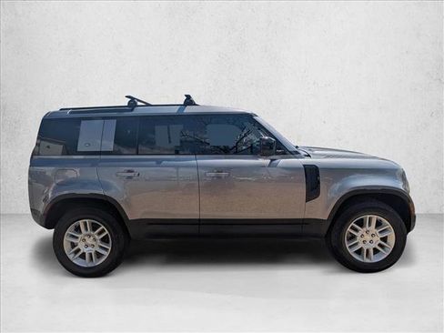 Used 2023 Land Rover Defender 110 S AWD/4WD image 4