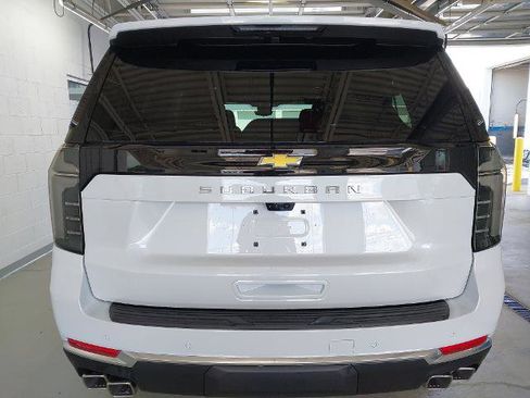 New 2026 Chevrolet Suburban High Country w/ Sun And Tow Package AWD/4WD image 34