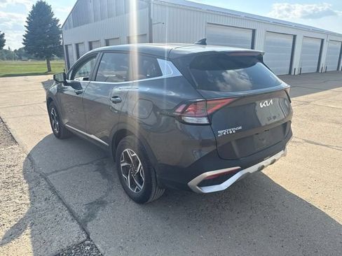 Used 2023 Kia Sportage LX AWD/4WD image 8
