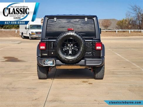 Used 2021 Jeep Wrangler Sport image 6