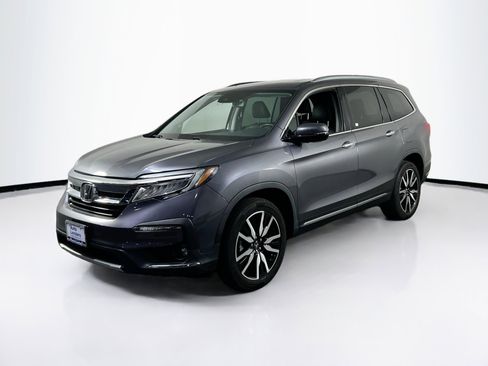 Used 2021 Honda Pilot Touring image 1