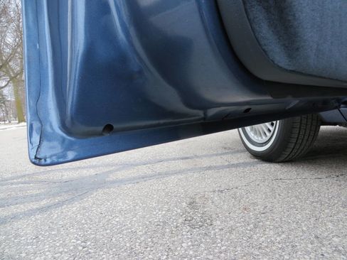 Used 1998 Buick Le Sabre Custom w/ Headliner Lighting Pkg image 26