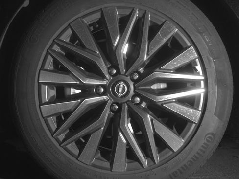 Used 2025 Nissan Altima 2.5 SV image 12