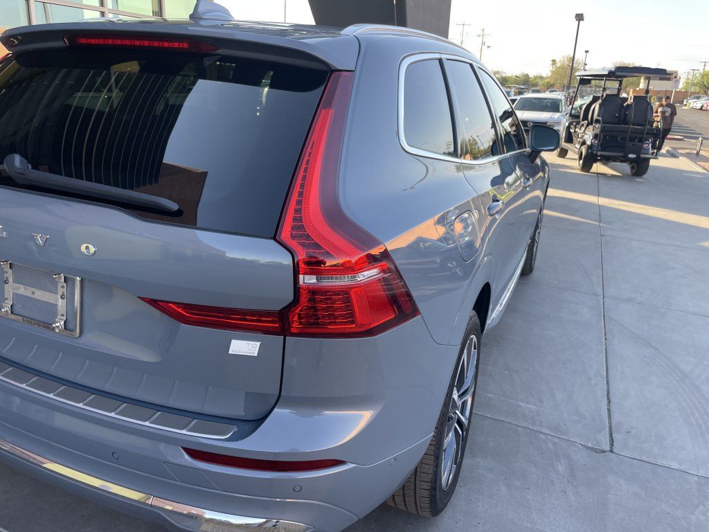 Used 2022 Volvo XC60 T8 Inscription Expression w/ Advanced Package AWD/4WD image 15