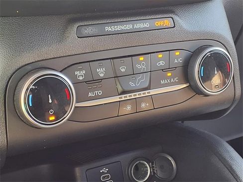Used 2024 Ford Escape ST-Line image 13