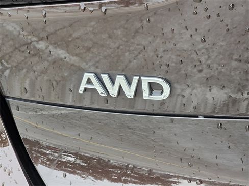 Used 2020 INFINITI QX60 Luxe w/ Sensory Package image 11