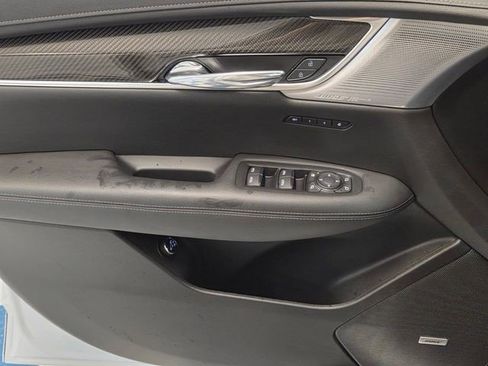 Certified 2023 Cadillac XT6 Sport AWD/4WD image 23