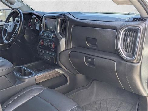 Used 2019 Chevrolet Silverado 1500 LT Trail Boss AWD/4WD image 21