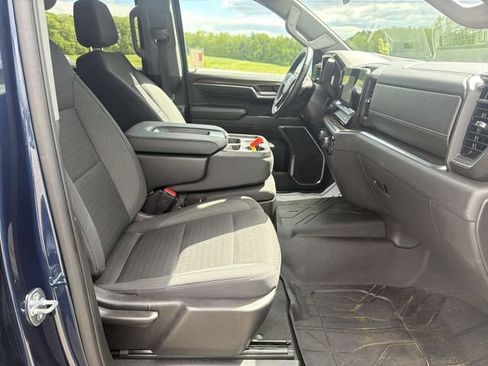 Used 2023 Chevrolet Silverado 1500 LT AWD/4WD image 29