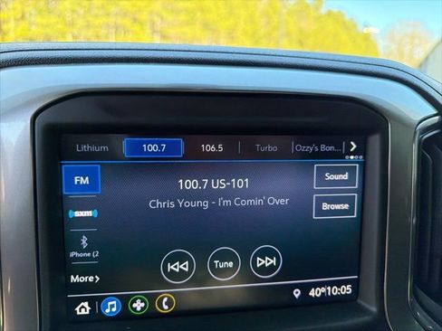 Used 2021 Chevrolet Silverado 1500 LT Trail Boss image 11