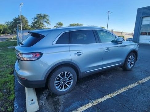 Used 2023 Lincoln Nautilus AWD w/ Premium Package image 6