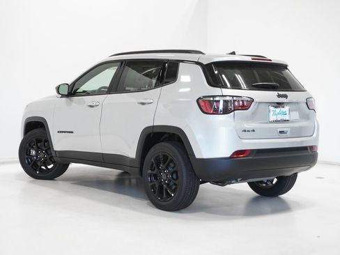 New 2026 Jeep Compass Latitude AWD/4WD image 22