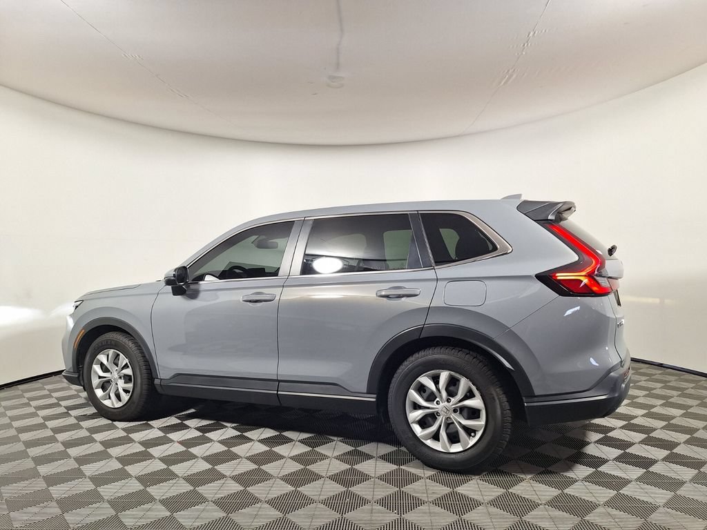 Used 2025 Honda CR-V LX image 7