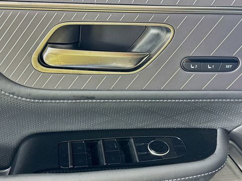 New 2026 INFINITI QX80 Autograph w/ Premium Cargo Package image 23