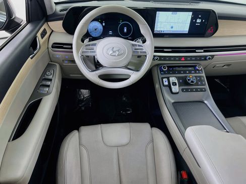 Used 2024 Hyundai Palisade Limited image 23