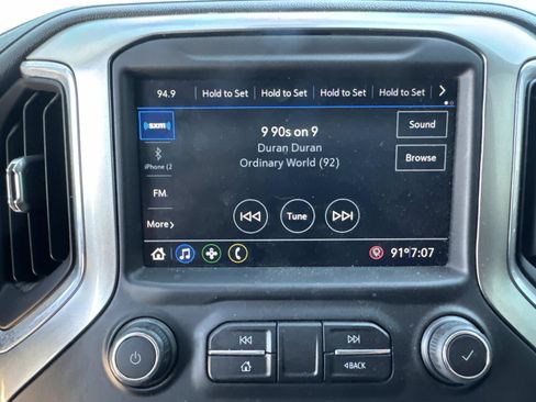 Used 2021 Chevrolet Silverado 1500 LT AWD/4WD image 29