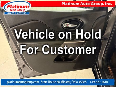 Used 2020 Jeep Cherokee Latitude Lux w/ Quick Order Package 26H Lux AWD/4WD image 26