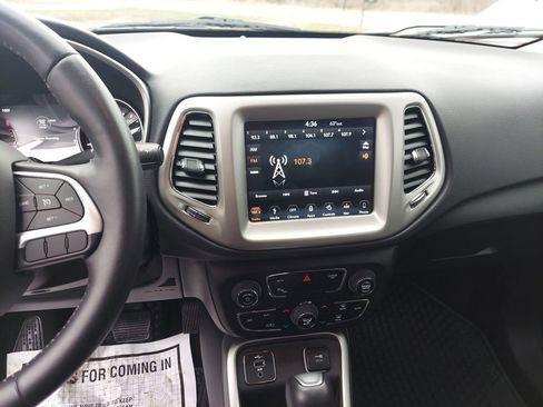 Used 2019 Jeep Compass Latitude w/ Popular Equipment Group image 20