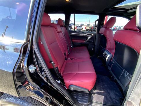 Used 2021 Lexus GX 460 Premium w/ Premium Package image 20