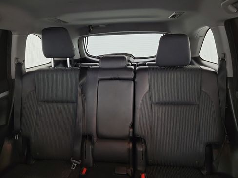 Used 2015 Toyota Highlander Plus AWD/4WD image 13