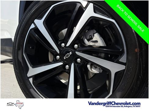 Used 2023 Chevrolet TrailBlazer RS w/ Sun and Liftgate Package FWD image 10