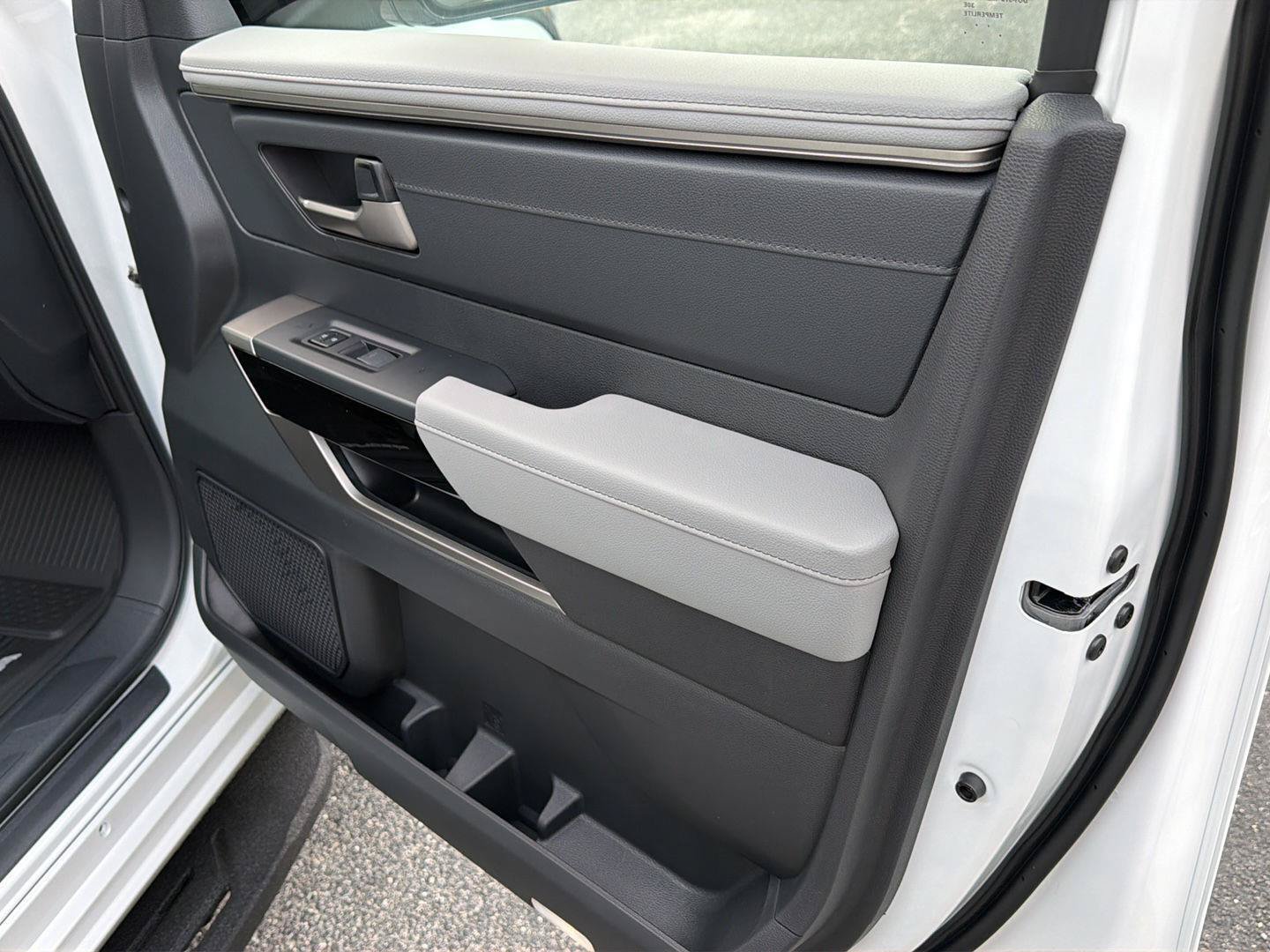 New 2026 Toyota Sequoia Limited AWD/4WD image 15