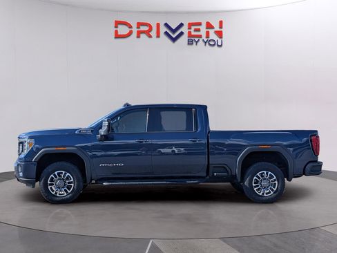 Used 2022 GMC Sierra 2500 AT4 w/ AT4 Preferred Package image 2