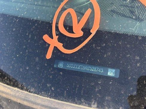 Used 2024 Chevrolet Silverado 1500 LT image 13