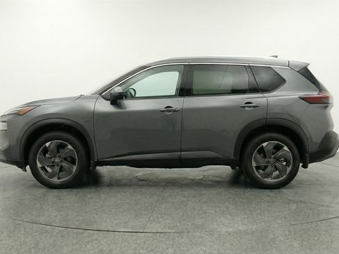 Used 2025 Nissan Rogue SV AWD/4WD image 5