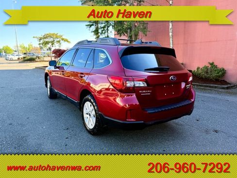 Used 2017 Subaru Outback 2.5i Premium image 5