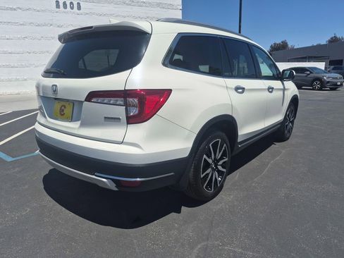 Used 2019 Honda Pilot Touring image 6