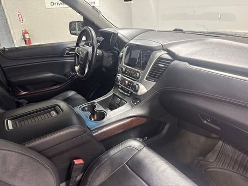 Used 2016 GMC Yukon XL SLT w/ Enhanced Security Package AWD/4WD image 23