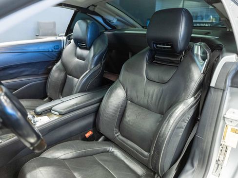 Used 2013 Mercedes-Benz SL 550 w/ Premium Pkg image 11