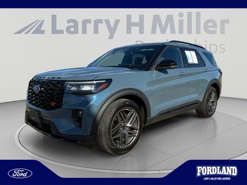 Used 2025 Ford Explorer ST w/ Sun And Sound Package AWD/4WD image 1