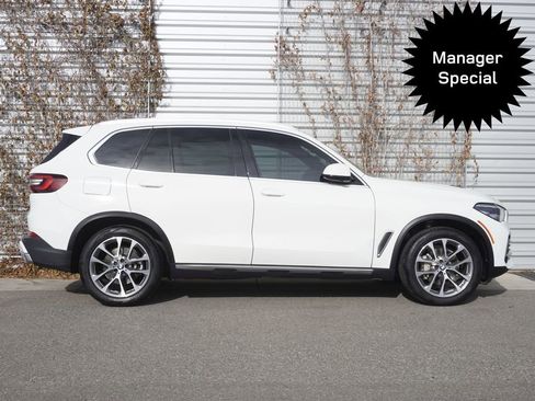 Used 2023 BMW X5 xDrive40i w/ Premium Package image 7