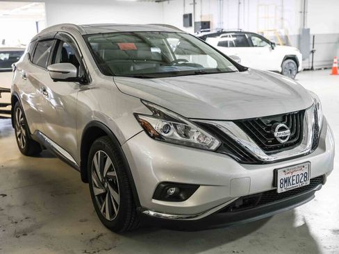 Used 2016 Nissan Murano Platinum w/ Platinum Technology Package image 2