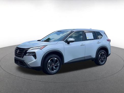 Used 2025 Nissan Rogue SV AWD/4WD image 7