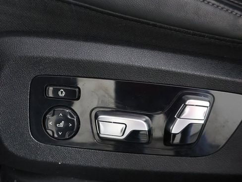 Used 2024 BMW X5 xDrive40i w/ Premium Package image 36