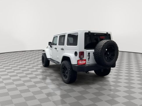 Used 2017 Jeep Wrangler Unlimited Sahara w/ Connectivity Group image 2